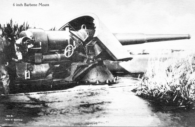 <p>
A 6-inch pedestal-mounted direct-fire gun on a concrete barbette, similar to those of Fort Slocum&#39;s Battery Kinney (courtesy Coast Defense Study Group)</p>